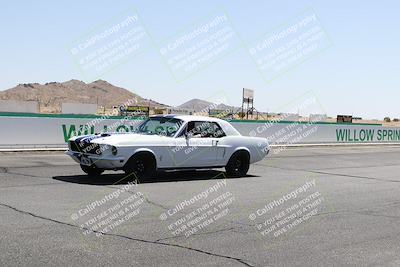 media/May-18-2022-Open Track Racing (Wed) [[f96b7d3cf4]]/Around the Pits/